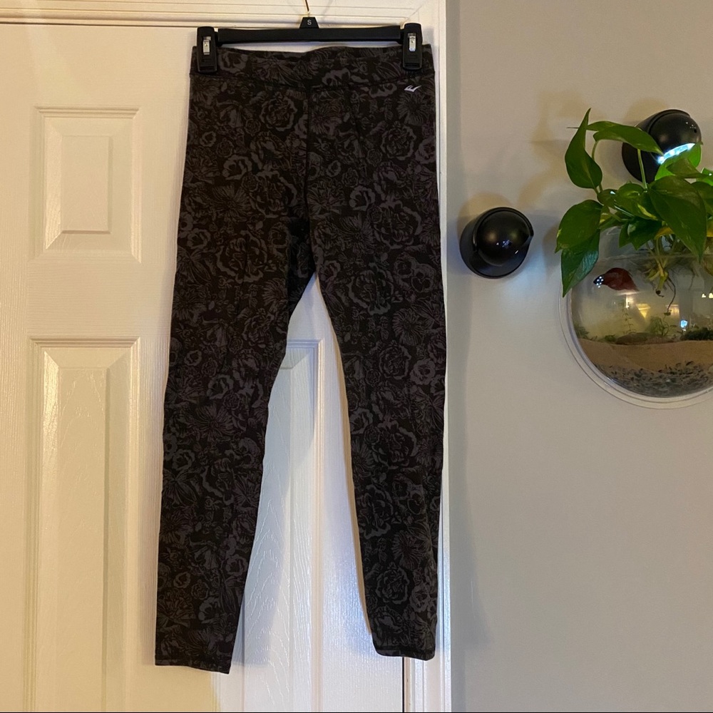 Everlast Black Gray Cotton Floral Leggings Small Stretchy Neutral